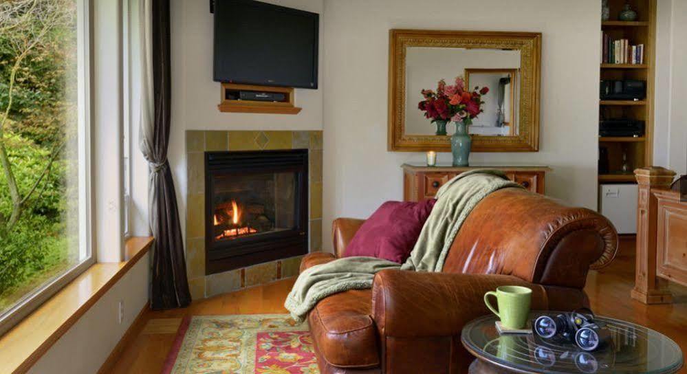 Colette'S Bed & Breakfast Port Angeles Bagian luar foto
