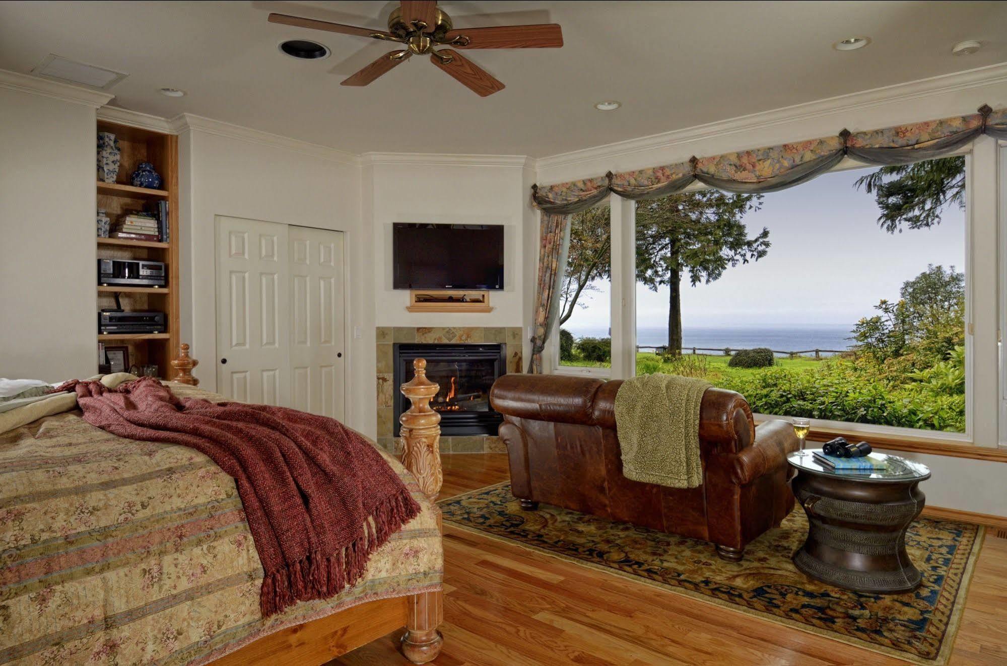 Colette'S Bed & Breakfast Port Angeles Bagian luar foto